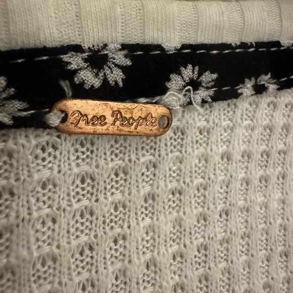 Free People Auxton Wrap Floral Top Black/White 90’s Boho Cottagecore Festival - Picture 9 of 13